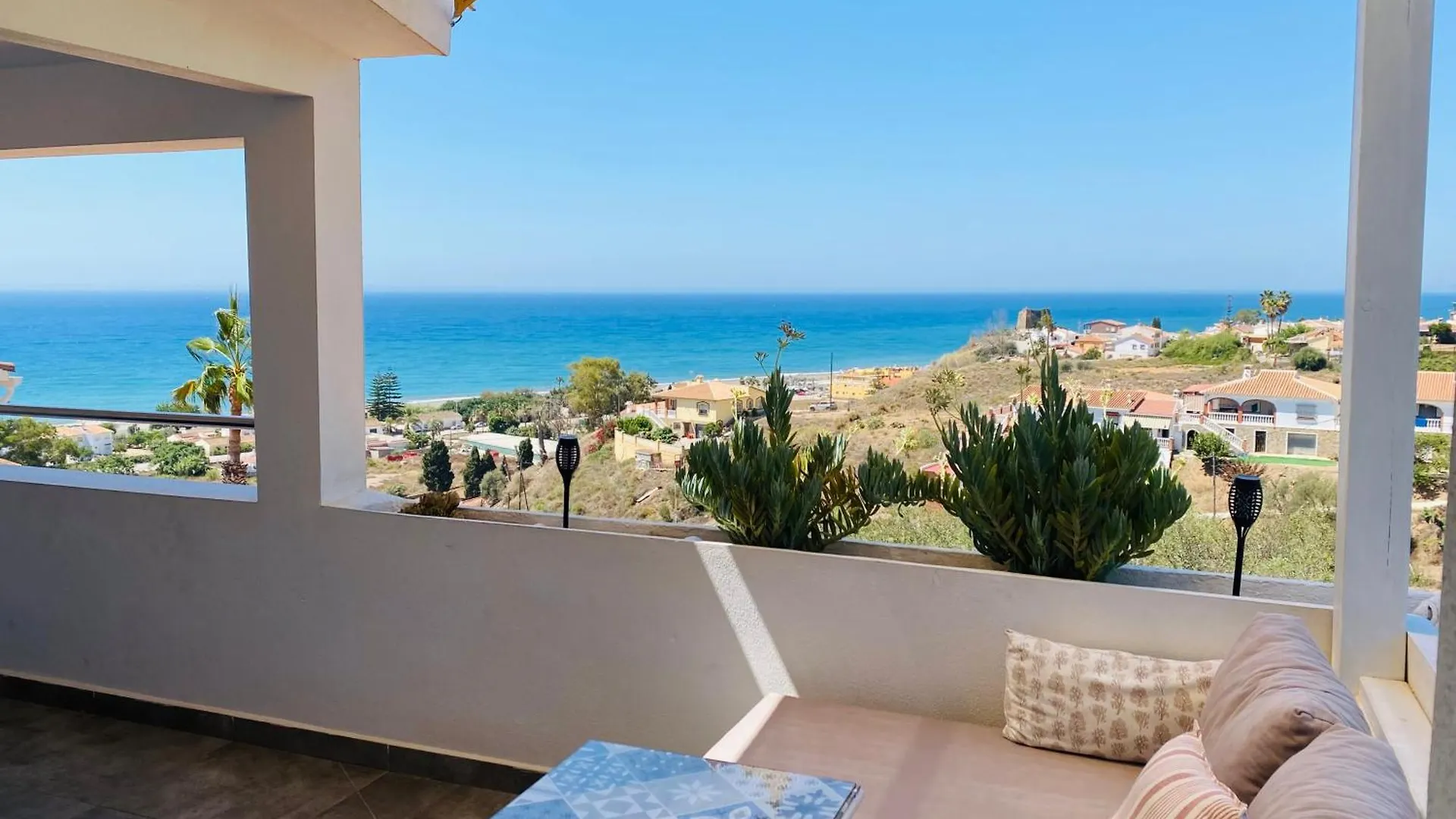 La Casita En Benajarafe contacts