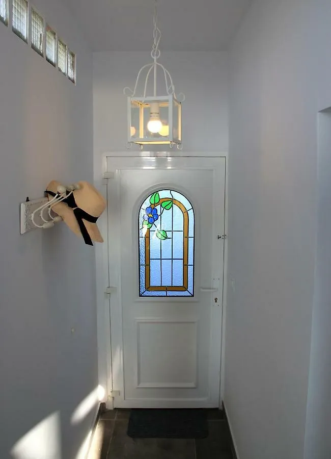 La Casita En Benajarafe Apartment Malaga Spain